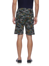 Masculino Latino Olive Green Shorts